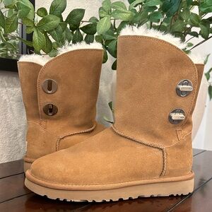 UGG Chestnut Suede Boots with Logo Patch